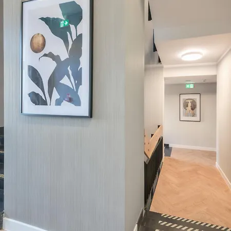 Retro Boutique By Northside * 格但斯克