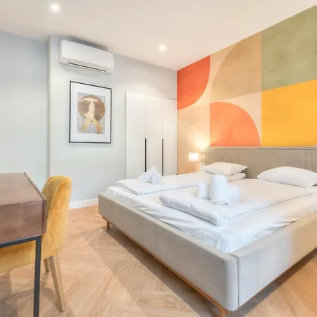 Retro Boutique By Northside Apartman