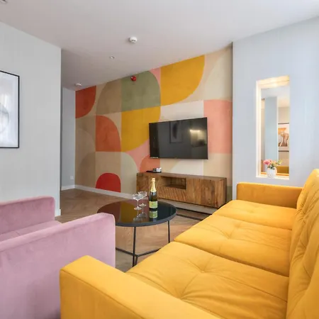 Retro Boutique By Northside *