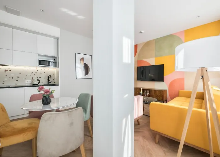 Retro Boutique By Northside *